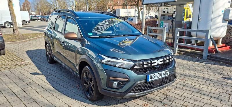 Gebraucht Dacia Jogger Extreme 141 PS (103 kW) 2023 Grün Van / Kleinbus