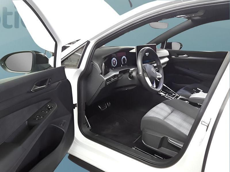 Gebraucht VW Golf VIII GTE 272 PS (200 kW) 2025 Weiß Kleinwagen