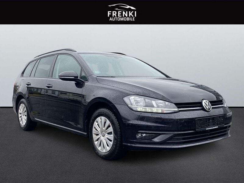 Deep black perleffekt Gebraucht 2019 VW Golf VII Kombi | 12.499 € (Fairer Preis) - Bild 1/4