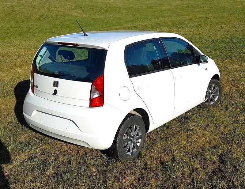 Gebraucht Seat Mii I-Tech 60 PS (44 kW) 2014 Weiß Kleinwagen