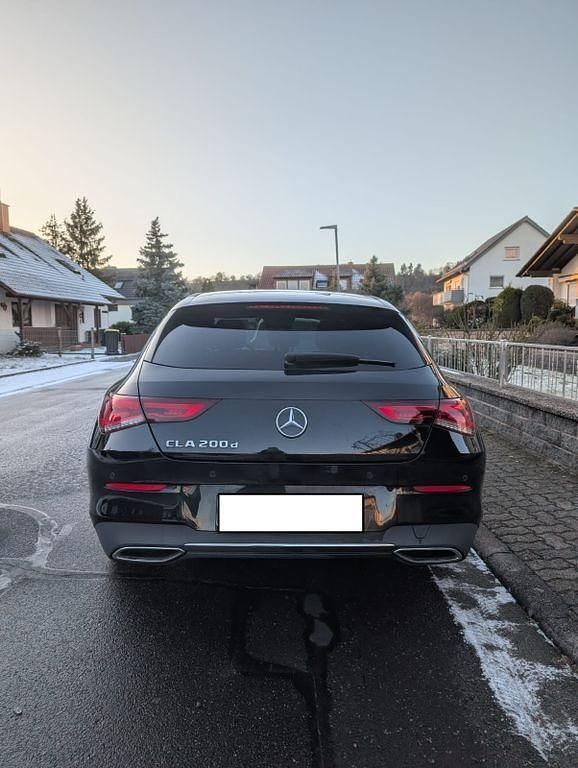 Gebraucht Mercedes CLA200 Shooting Brake Progressive 150 PS (110 kW) 2021 Schwarz Kombi