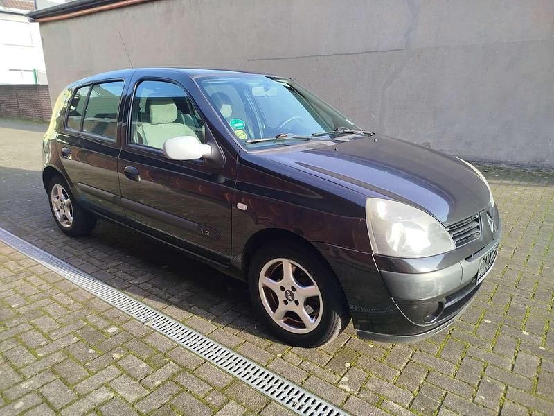 Gebraucht Renault Clio II 58 PS (42 kW) 2005 Braun Kleinwagen