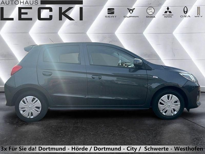 Gebraucht Mitsubishi Space Star Select 71 PS (52 kW) 2023 Grau Limousine