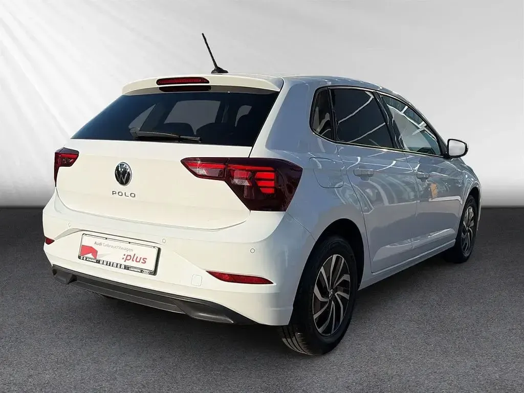 Gebraucht VW Polo Life 95 PS (69 kW) 2022 Pure white Kleinwagen