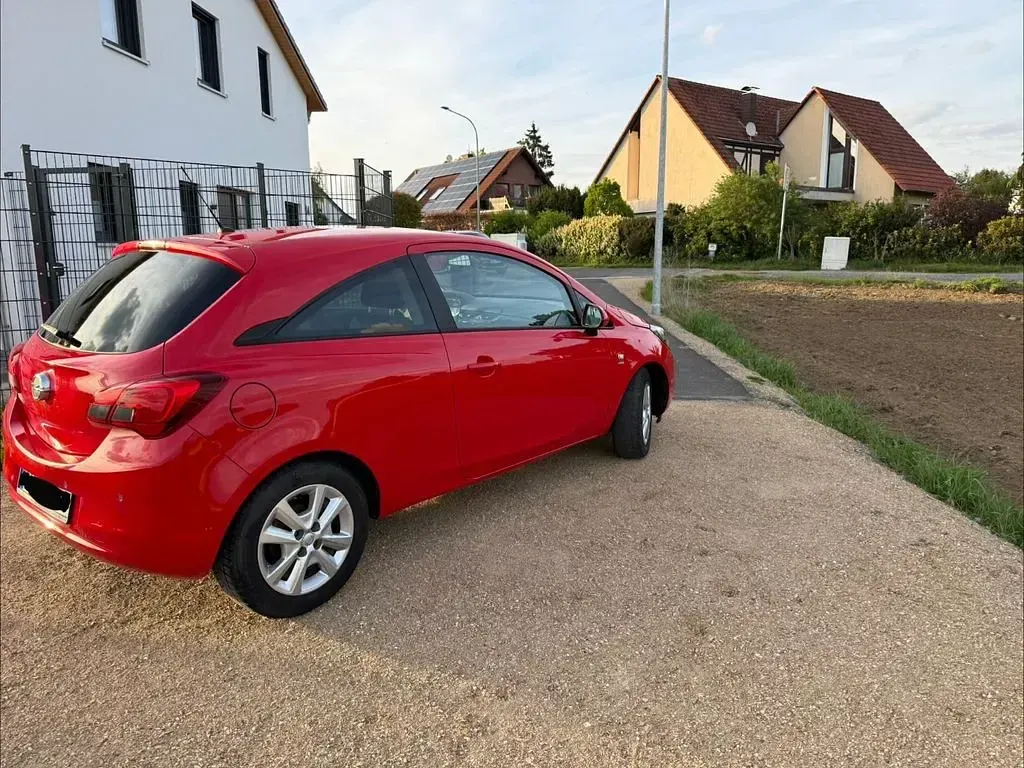 Gebraucht Opel Corsa Active 90 PS (66 kW) 2017 Rot Kleinwagen