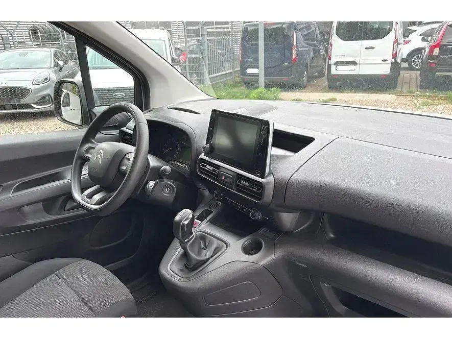 Gebraucht Citroën Berlingo 102 PS (75 kW) 2021 Lack weiss banquise/deckende lac Van / Kleinbus
