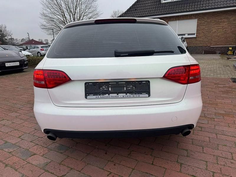 Gebraucht Audi A4 Attraction 179 PS (131 kW) 2010 Weiß Kombi