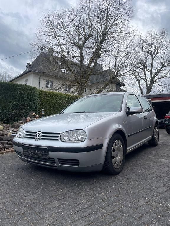 Gebraucht VW Golf IV 75 PS (55 kW) 2002 Silber Limousine