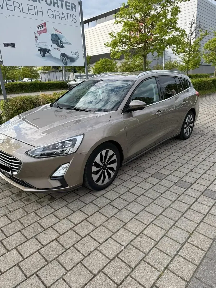 Gebraucht Ford Focus Active 122 PS (89 kW) 2018 Braun Kombi