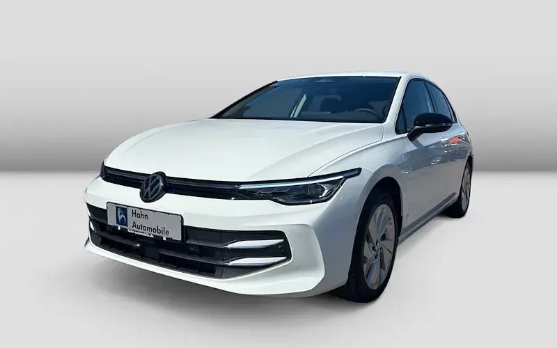 Nowe VW Golf VIII 116 KM (85 kW) 2026 Biały Sedan/Limuzyna