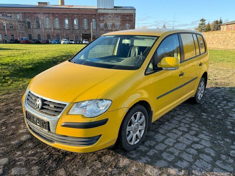 Gelb Gebraucht 2007 VW Touran Van / Kleinbus | 1.300 € (Superpreis) - Bild 1/4