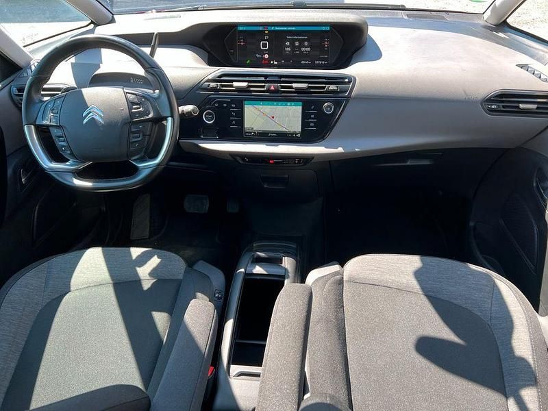 Gebraucht Citroën C4 SpaceTourer SELECTION 163 PS (119 kW) 2018 Rot Van / Kleinbus