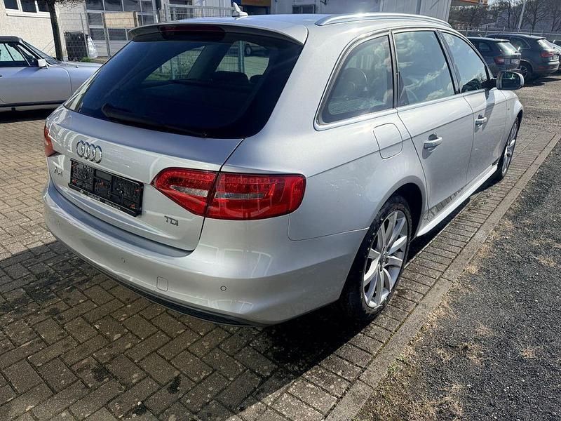 Gebraucht Audi A4 S-Line 177 PS (130 kW) 2013 Silber Kombi