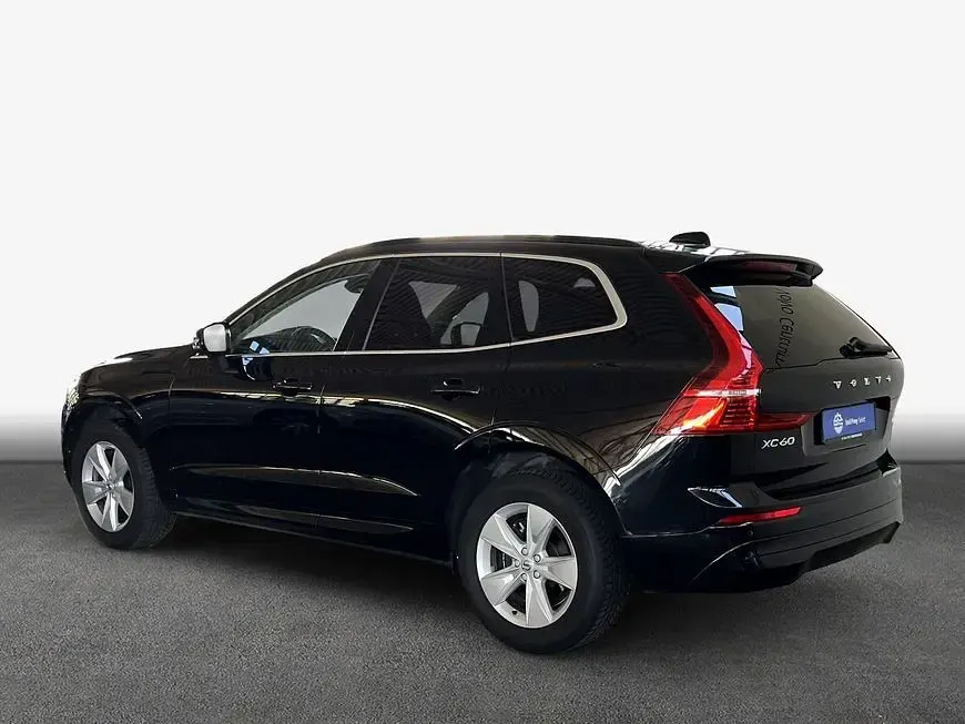 Gebraucht Volvo XC60 197 PS (144 kW) 2023 Schwarz SUV