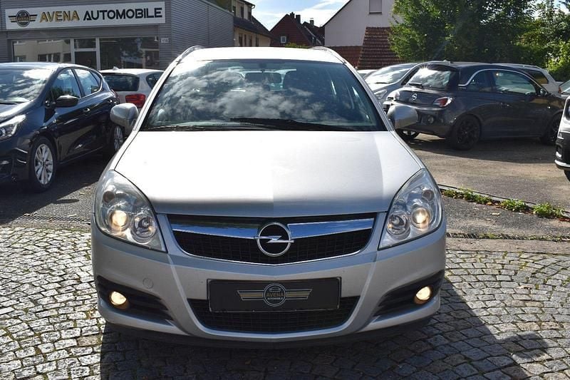 Gebraucht Opel Vectra Edition 155 PS (114 kW) 2006 Silber Kombi