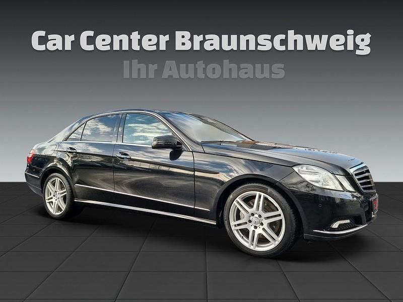 Gebraucht Mercedes E500 Exclusive 387 PS (284 kW) 2010 Schwarz Limousine