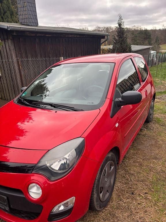 Gebraucht Renault Twingo Dynamique 75 PS (55 kW) 2013 Rot Kleinwagen