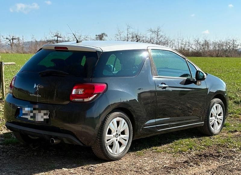 Gebraucht Citroën DS3 120 PS (88 kW) 2011 Schwarz Kleinwagen