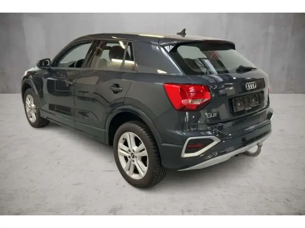 Gebraucht Audi Q2 Advanced 150 PS (110 kW) 2024 Grau SUV