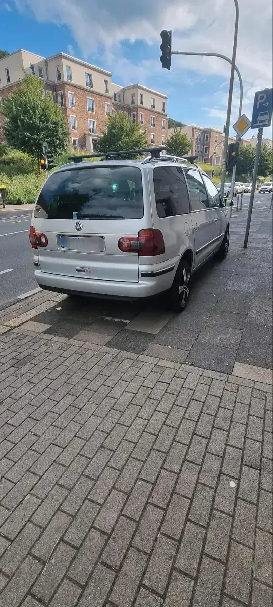Gebraucht VW Sharan Highline 140 PS (102 kW) 2008 Silber Van / Kleinbus