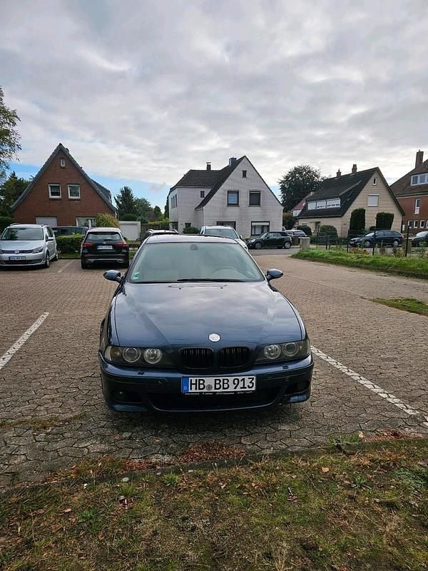 Blau Gebraucht 2002 BMW 530 Limousine | 4.999 € (Fairer Preis) - Bild 1/4
