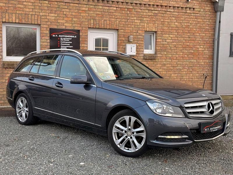 Second-hand Mercedes C180 156 CP (114 kW) 2014 Gri Berlinǎ