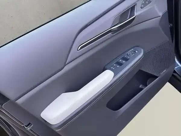 Neu Kia EV5 160 kW (218 PS) 2026 (kdg) gravity gray m SUV