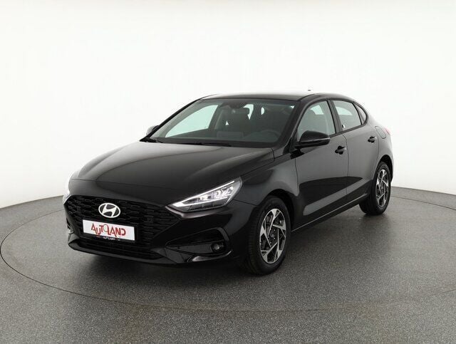 Blau Neu 2024 Hyundai i30 GO! Limousine | 21.490 € (Superpreis) - Bild 1/4