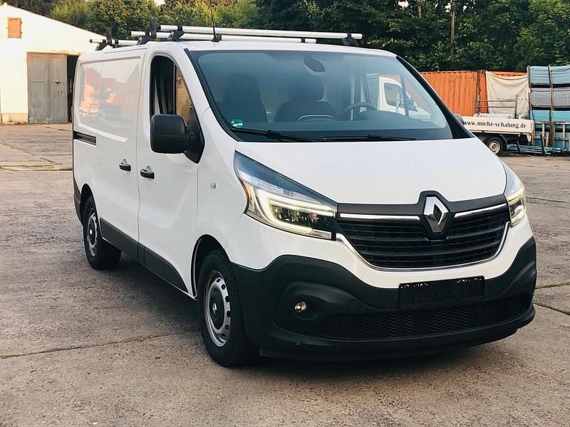 Weiß Gebraucht 2019 Renault Trafic Van | 8.500 € (Superpreis) - Bild 1/4