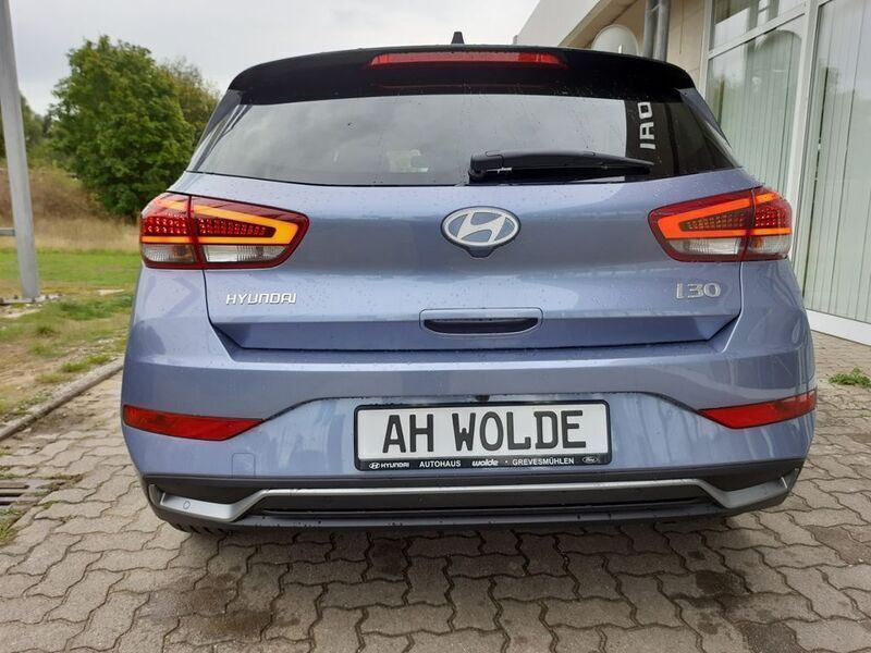 Gebraucht Hyundai i30 Advantage 101 PS (74 kW) 2024 Blau Limousine