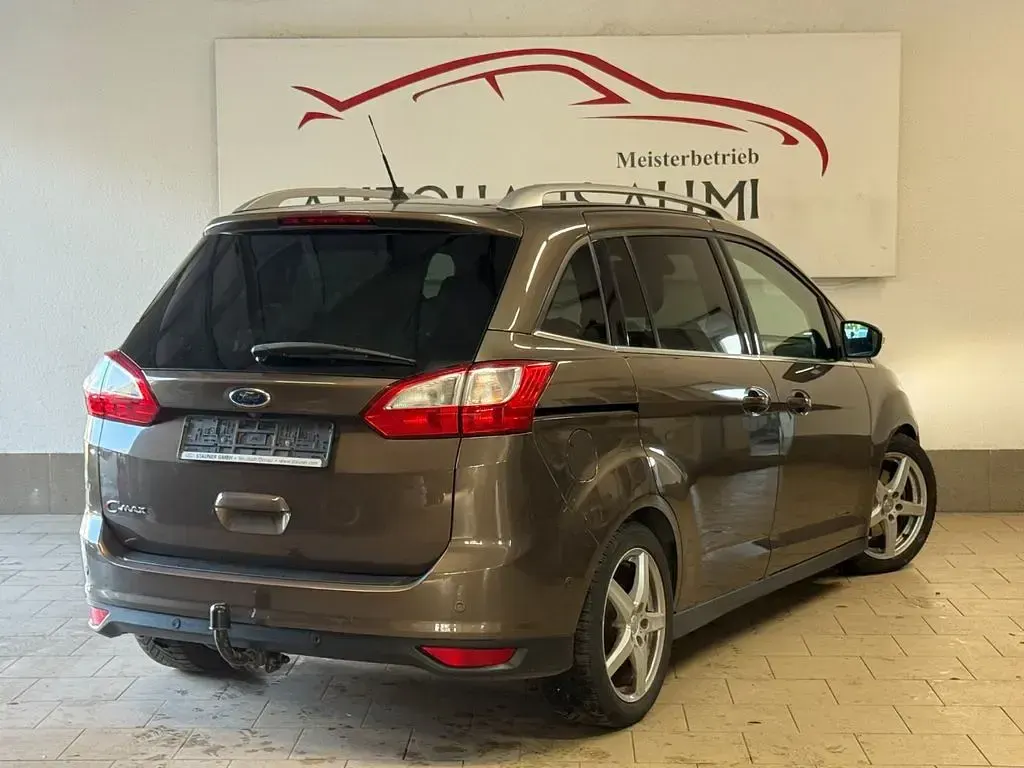 Gebraucht Ford Grand C-Max Titanium 120 PS (88 kW) 2016 Braun Van / Kleinbus