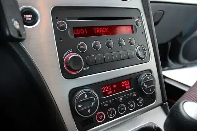 Gebraucht Alfa Romeo 159 185 PS (136 kW) 2010 Schwarz Kombi