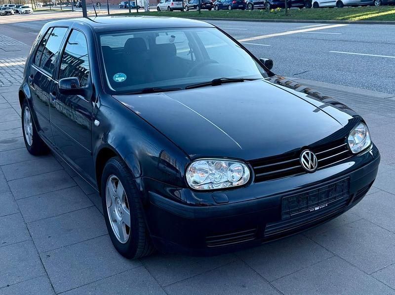 Gebraucht VW Golf IV Edition 75 PS (55 kW) 2001 Schwarz Limousine