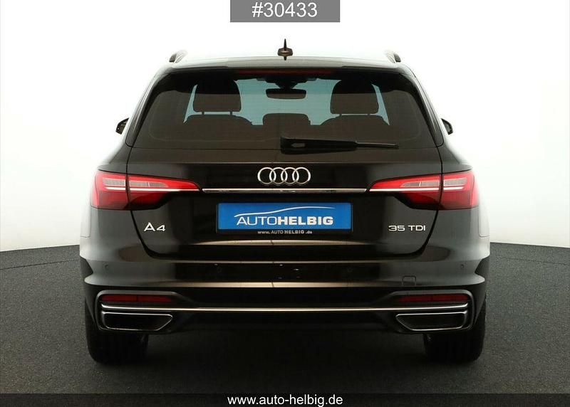 Gebraucht Audi A4 Advanced 163 PS (119 kW) 2021 Schwarz Kombi