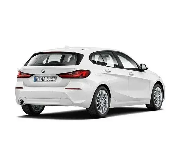 Gebraucht BMW 118 Advantage 136 PS (100 kW) 2023 Weiß Limousine