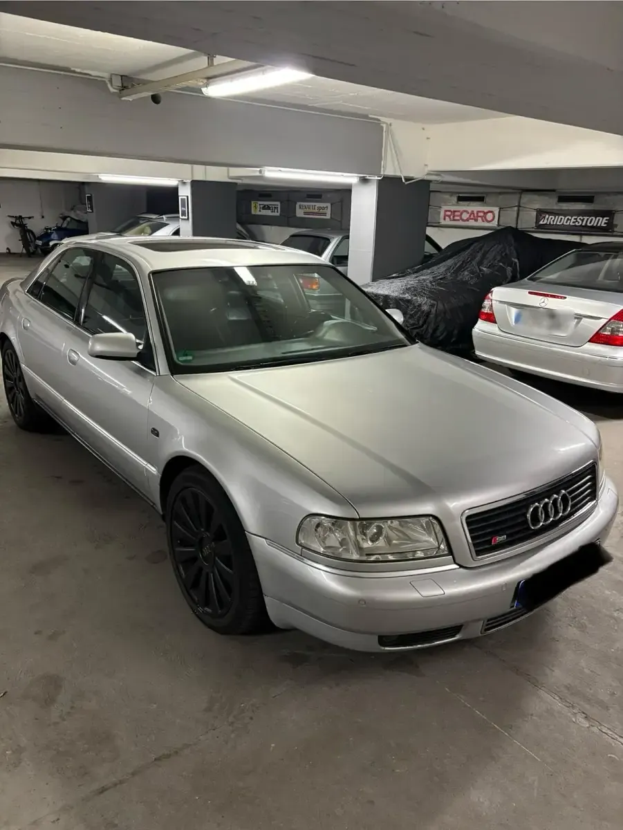 Gebraucht Audi A8 260 PS (191 kW) 2000 Silber Limousine