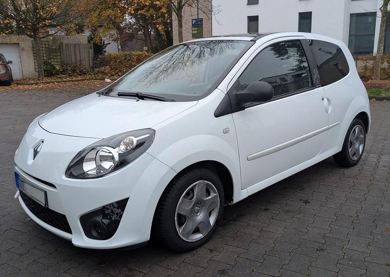 Weiß Gebraucht 2009 Renault Twingo Night&Day Kleinwagen | 3.500 € (Etwas zu teuer) - Bild 1/4