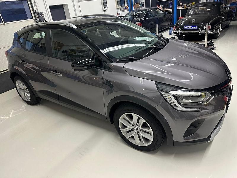 Gebraucht Renault Captur Zen 140 PS (102 kW) 2022 Grau SUV