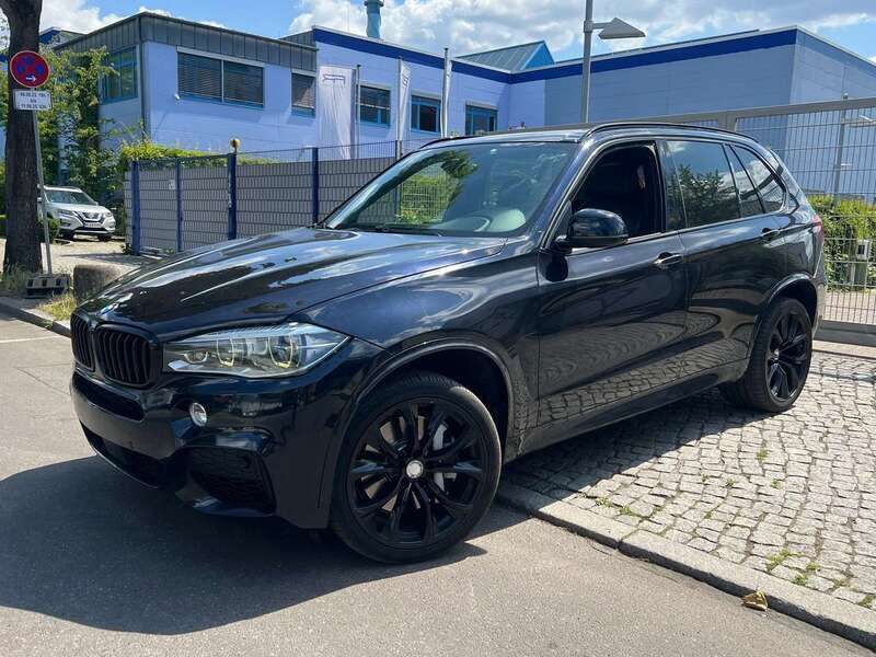 Carbonschwarz metallic Gebraucht 2015 BMW X5 Shadowline SUV | 19.799 € (Superpreis) - Bild 1/4