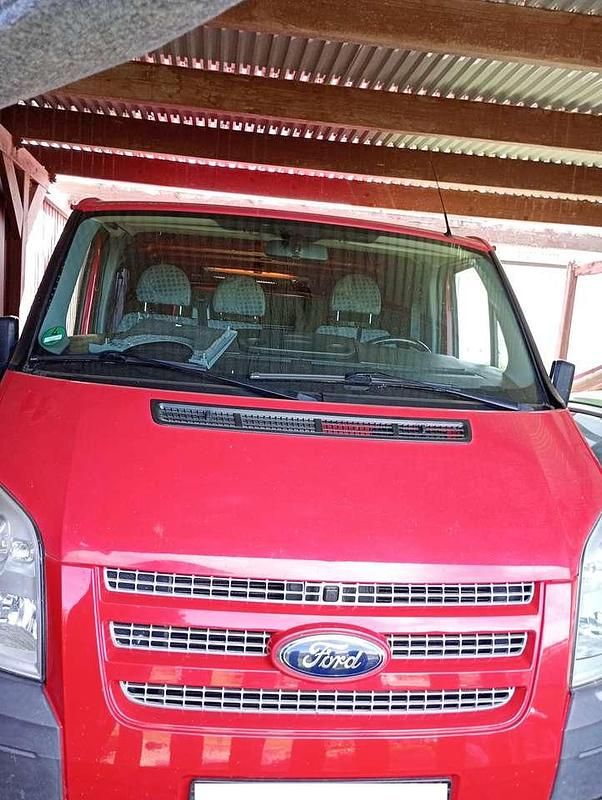 Gebraucht Ford Transit Basis 101 PS (74 kW) 2011 Rot Van