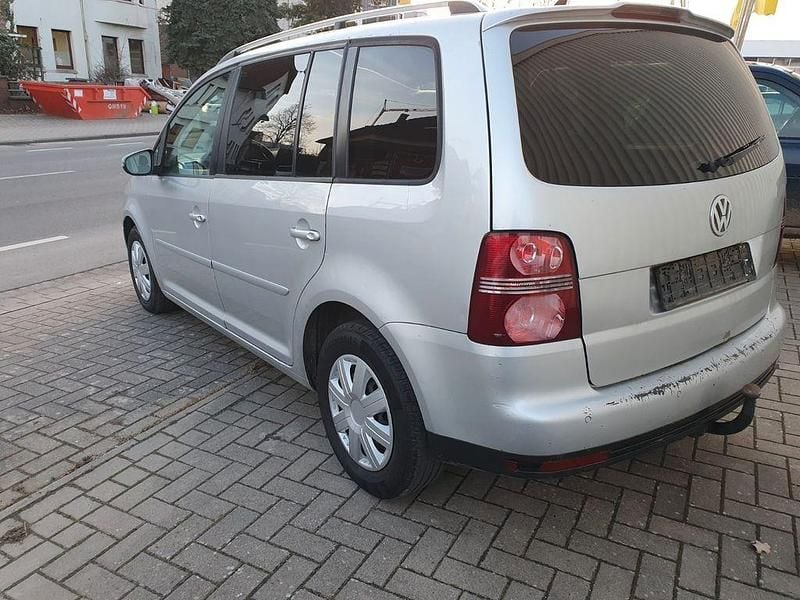 Gebraucht VW Touran Freestyle 105 PS (77 kW) 2010 Silber Van / Kleinbus