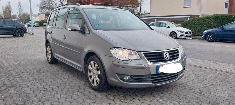 Gebraucht VW Touran Trendline 140 PS (102 kW) 2008 Grau Van / Kleinbus