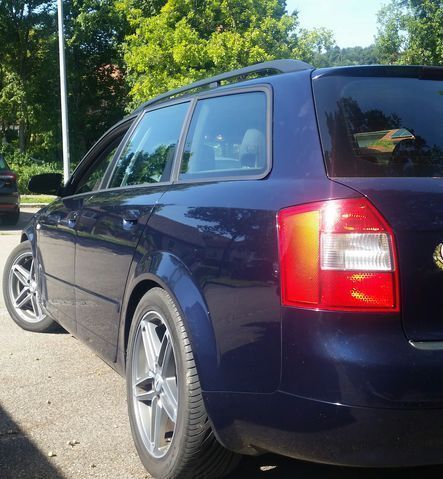 Gebraucht Audi A4 180 PS (132 kW) 2003 Blau metallic Kombi