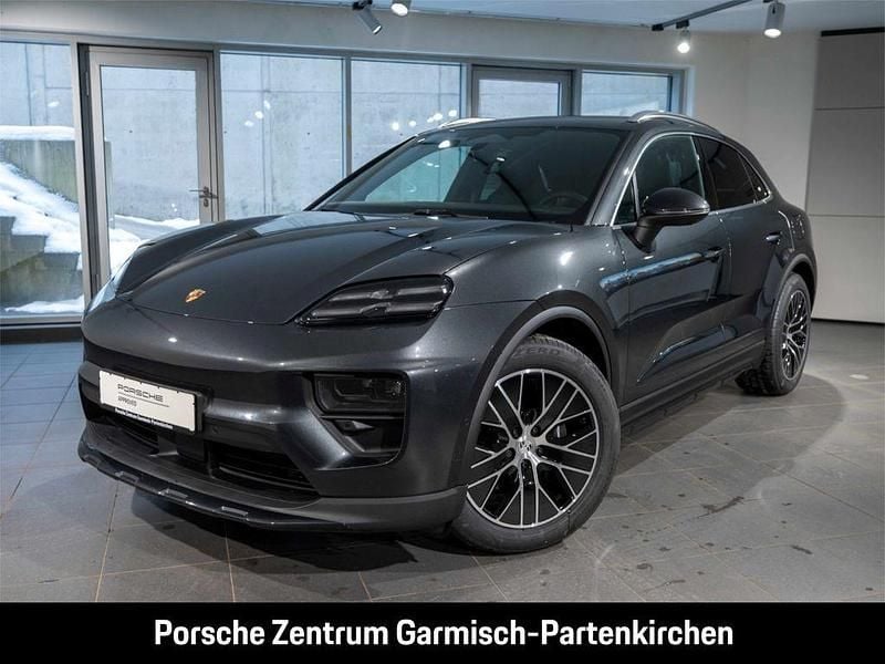 Vulkangraumetallic Gebraucht 2026 Porsche Macan SUV | 79.790 € (Superpreis) - Bild 1/4