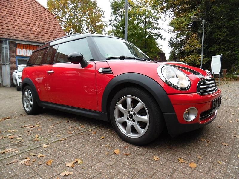 Rot Gebraucht 2010 Mini Cooper Clubman Kombi | 3.990 € (Fairer Preis) - Bild 1/4