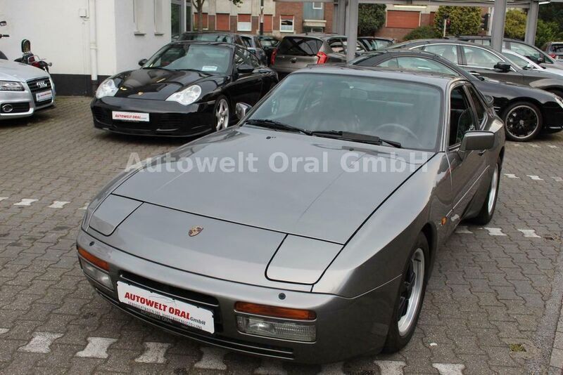 Grau Gebraucht 1986 Porsche 944 Turbo Coupé | 37.900 € - Bild 1/4
