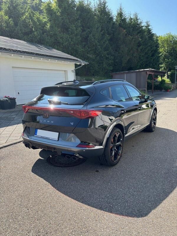 Schwarz Gebraucht 2022 Cupra Formentor VZ SUV | 31.900 € (Guter Preis) - Bild 1/4