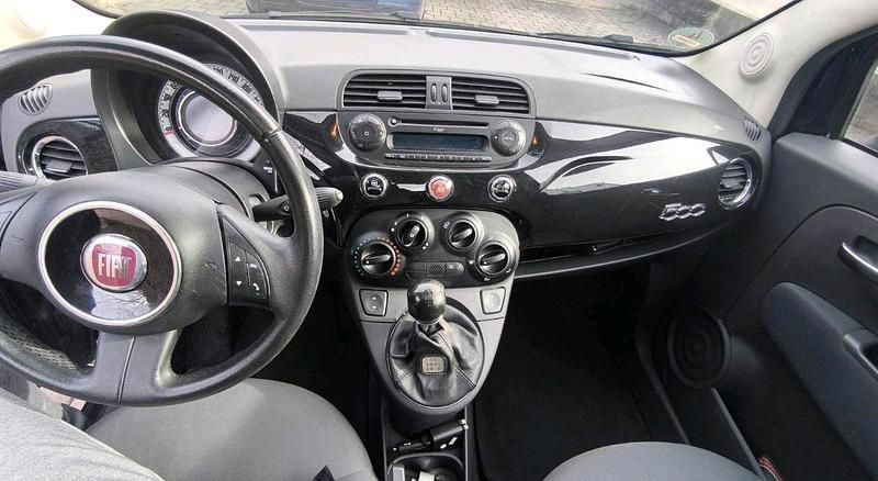 Gebraucht Fiat 500 69 PS (50 kW) 2011 Schwarz Kleinwagen