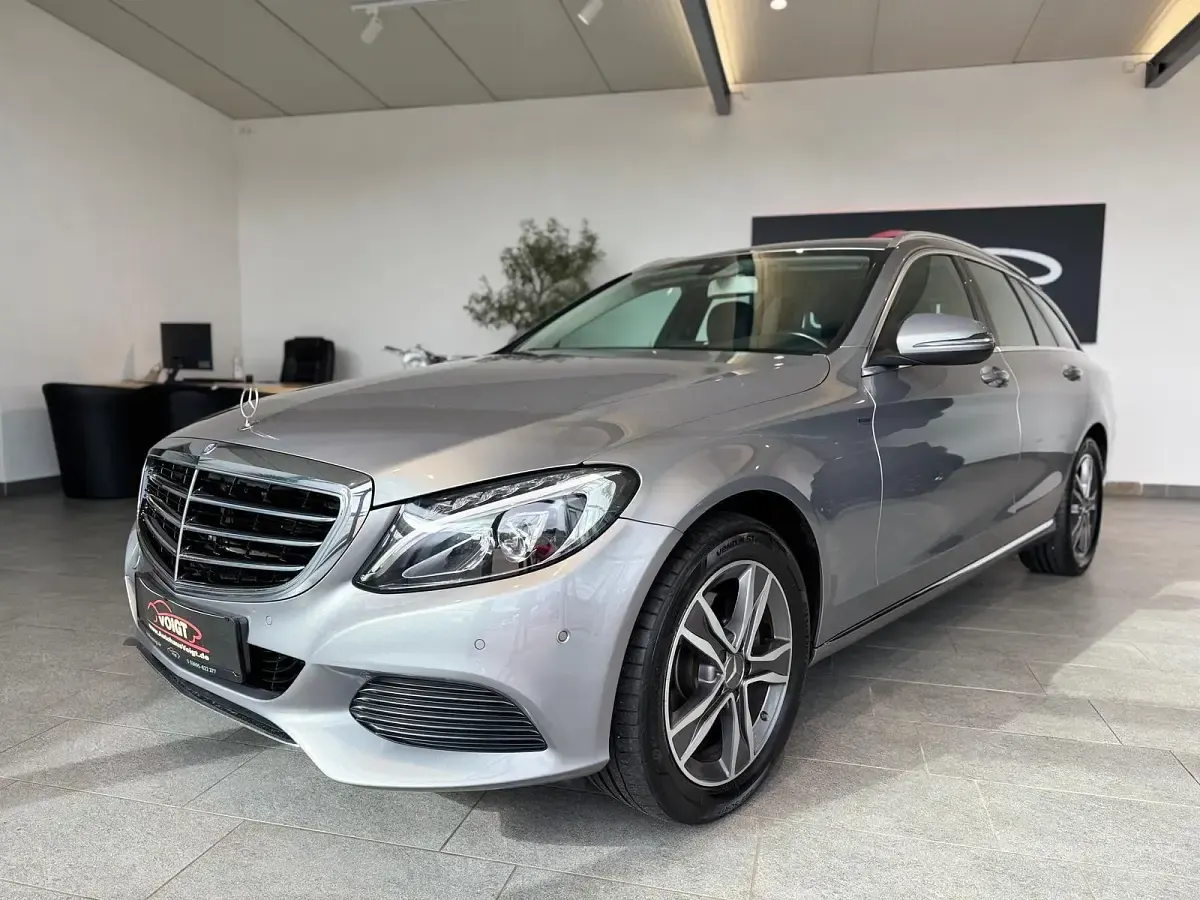 Gebraucht Mercedes C220 170 PS (125 kW) 2015 Grau Kombi