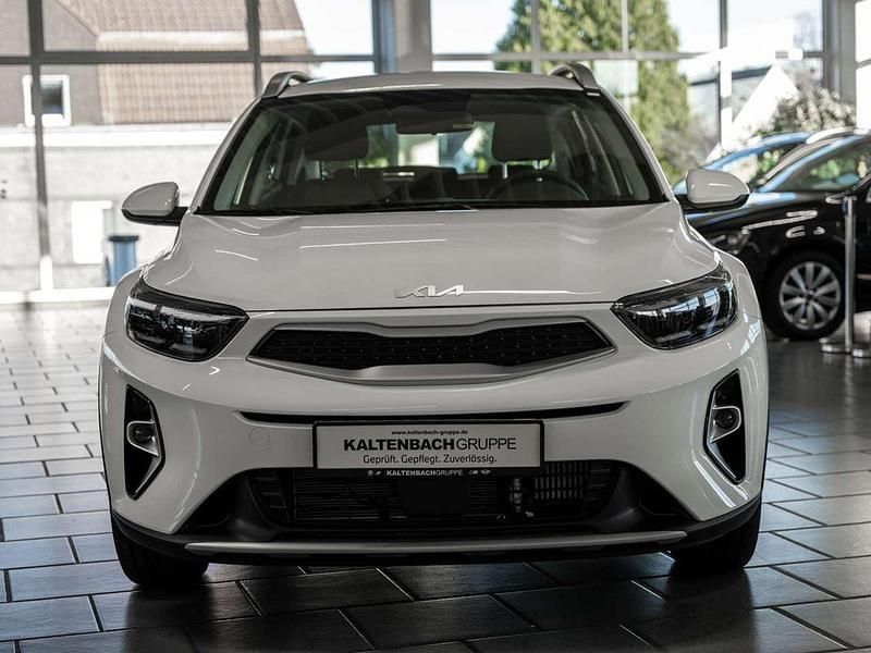 Neu Kia Stonic Vision 101 PS (74 kW) 2025 Weiß SUV
